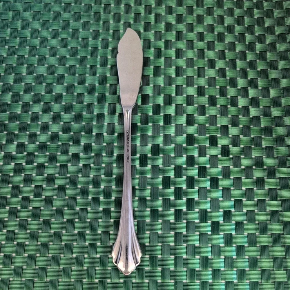 Oneida CLARETTE Master Butter Knife Community Betty Crocker Stainless Vtg USA